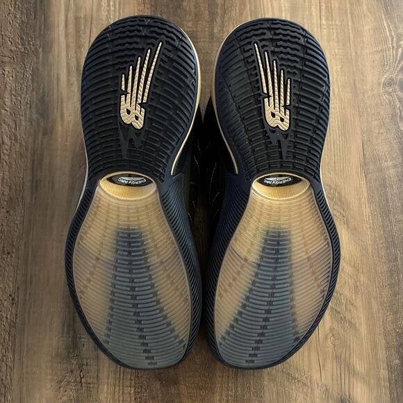 New Balance Kawhi IV Black Gold Men Size 9 Basketball Shoes BBKLSWG4 - Picture 6 of 7